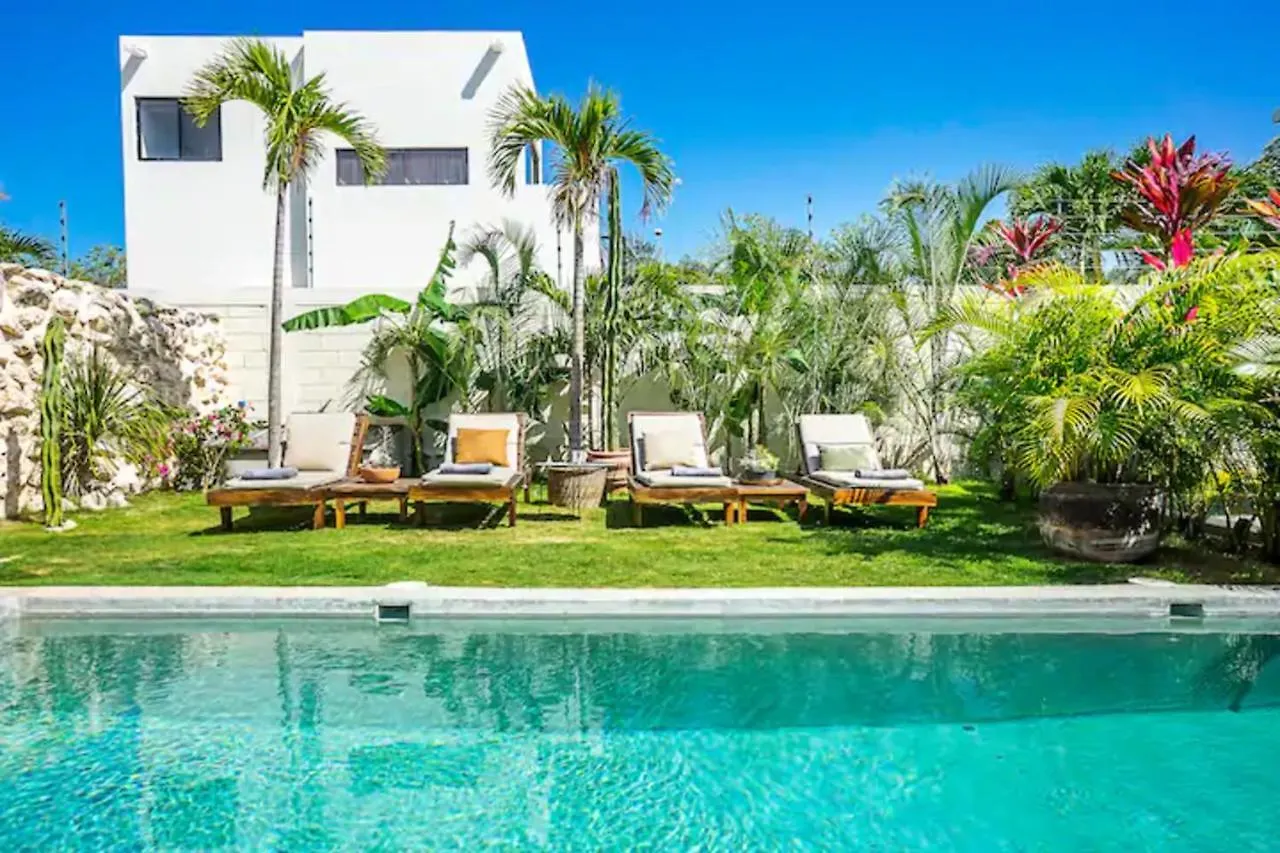 Villa Casa Lou, Large House And Pool, Beach Club Access à Tulum Hébergement de vacances